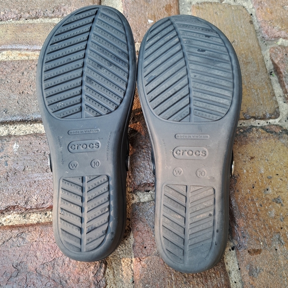 Crocs Black and Silver Sandals - Picture 3 of 5